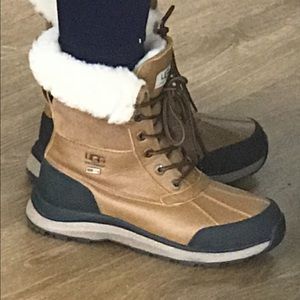 Meet your Posher, Chanel